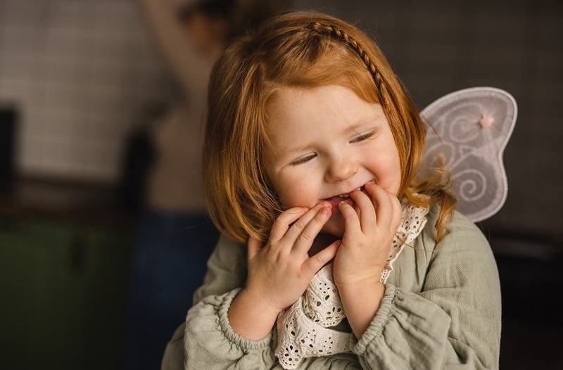 De ce copiii isi rod unghiile si cum sa-i dezveti rapid si fara stres