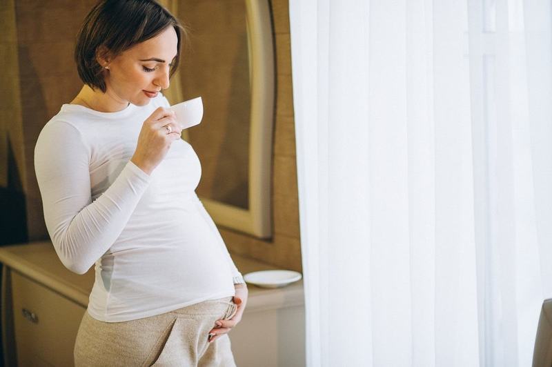 Poti consuma cafea in timpul sarcinii