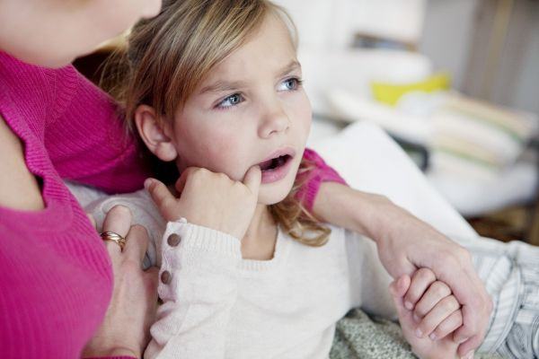 Ce fac in cazul in care copilul meu sufera un traumatism dentar?