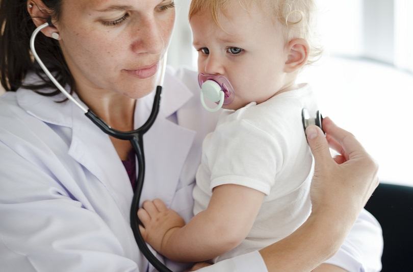 Tusea la copii mici: cand trebuie sa mergi urgent la medic