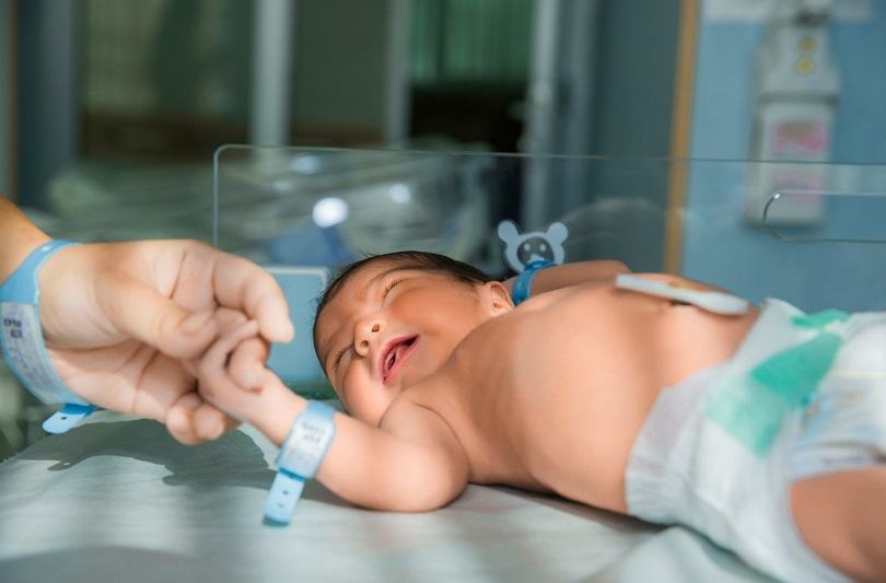 Vitamina K la bebelusi: rolul sau in coagularea sangelui si prevenirea hemoragiilor
