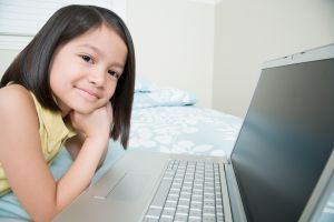 10 sfaturi pentru siguranta copilului pe internet